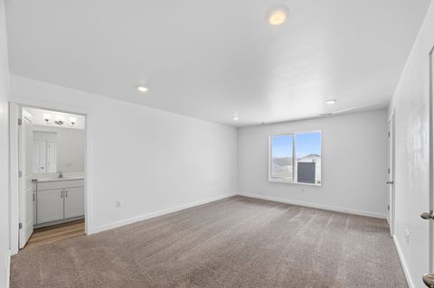 Tiny photo for 1795 E FALL ST, Eagle Mountain, UT 84005 (MLS # 2156878)