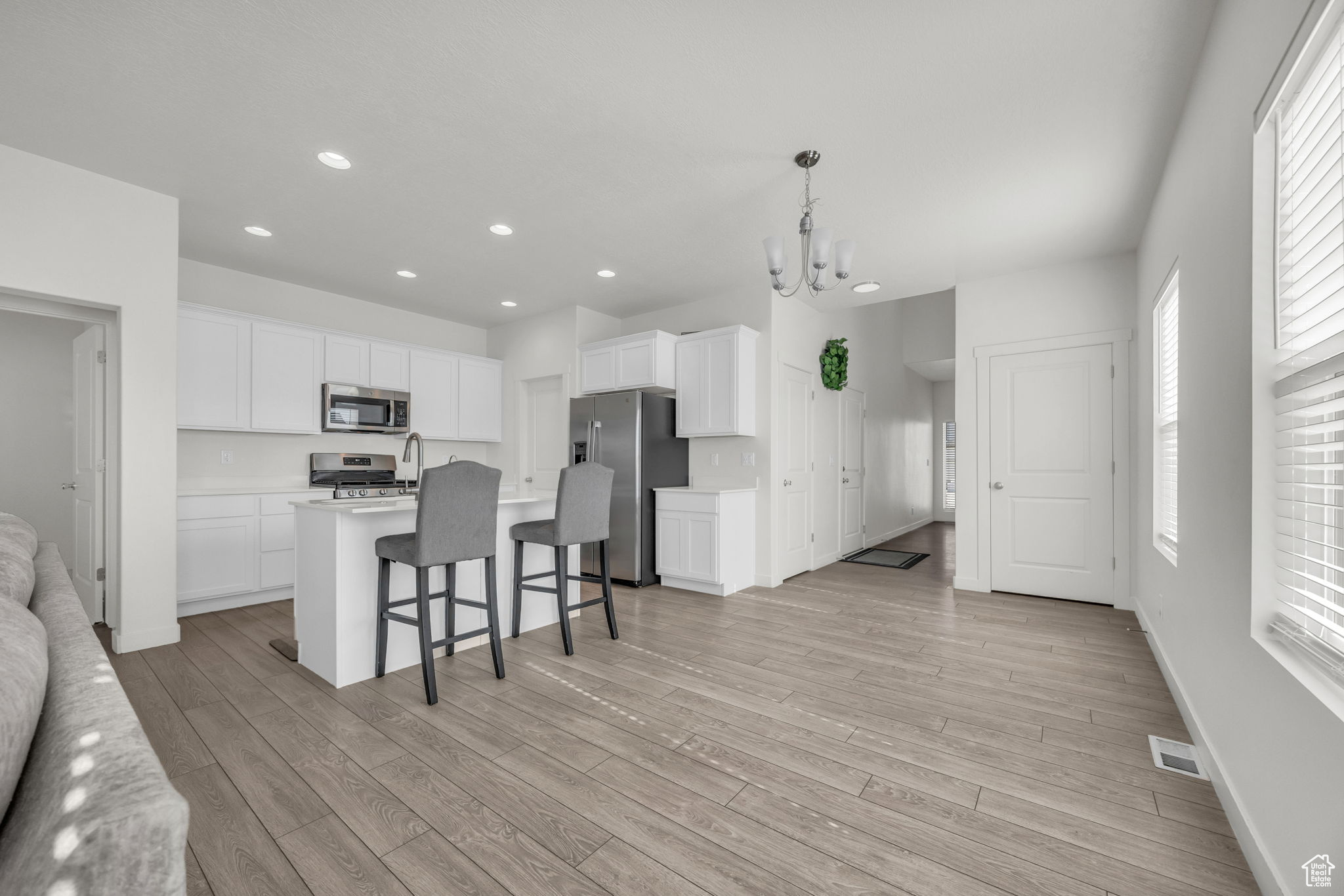 405 W Domain Ln, Grantsville, Utah image 4
