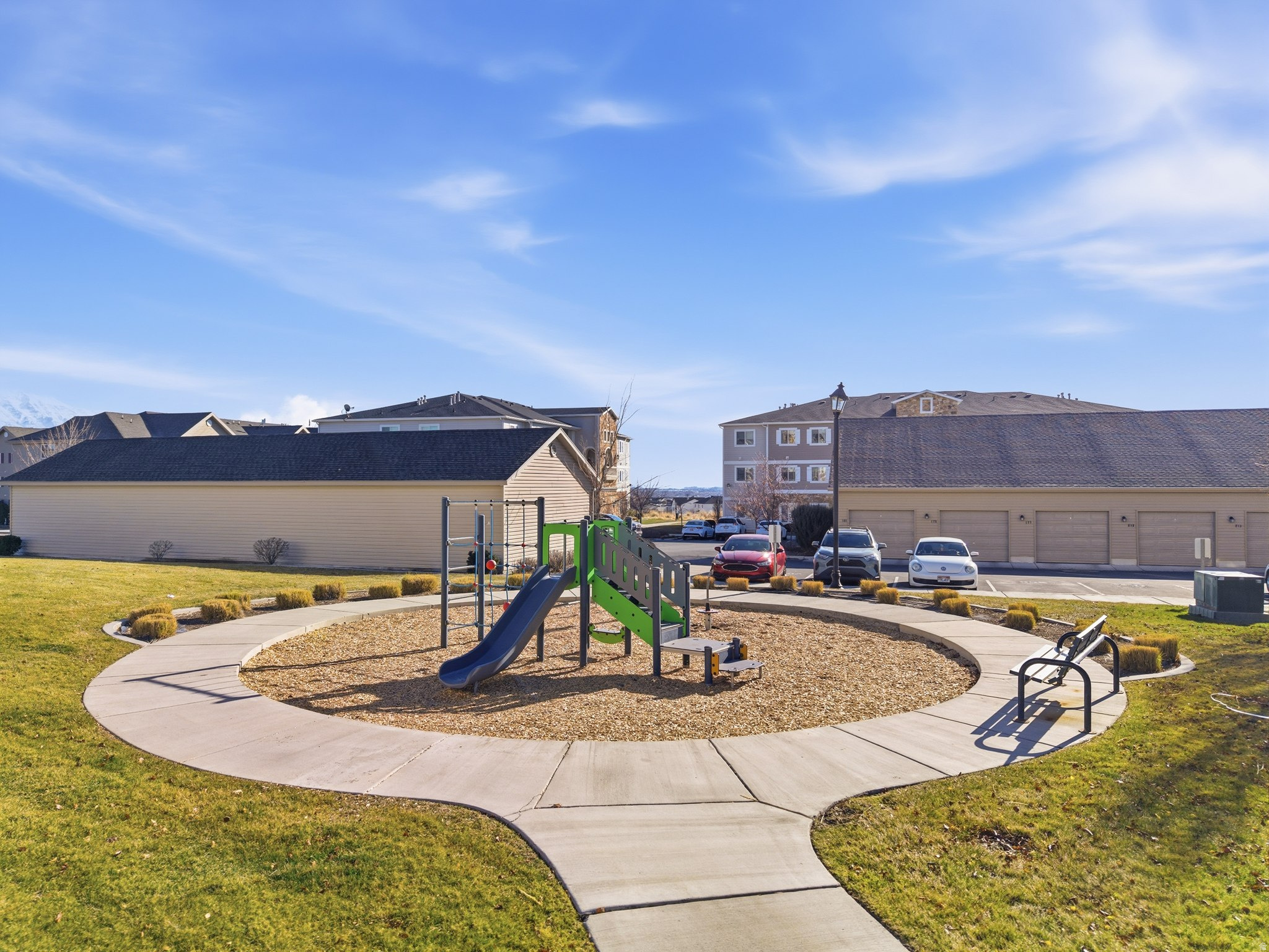 HILLCREST - Residential