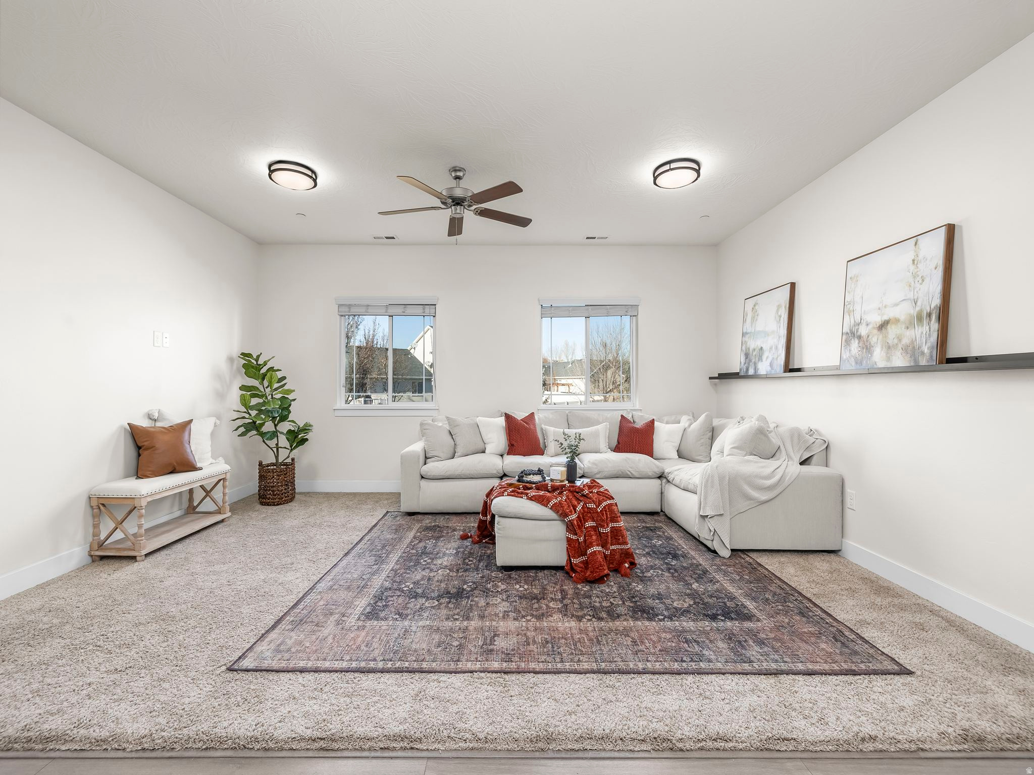 HILLCREST - Residential