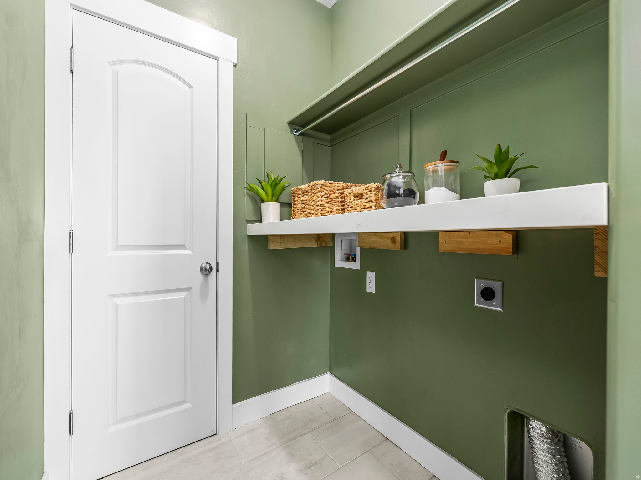 HILLCREST - Residential