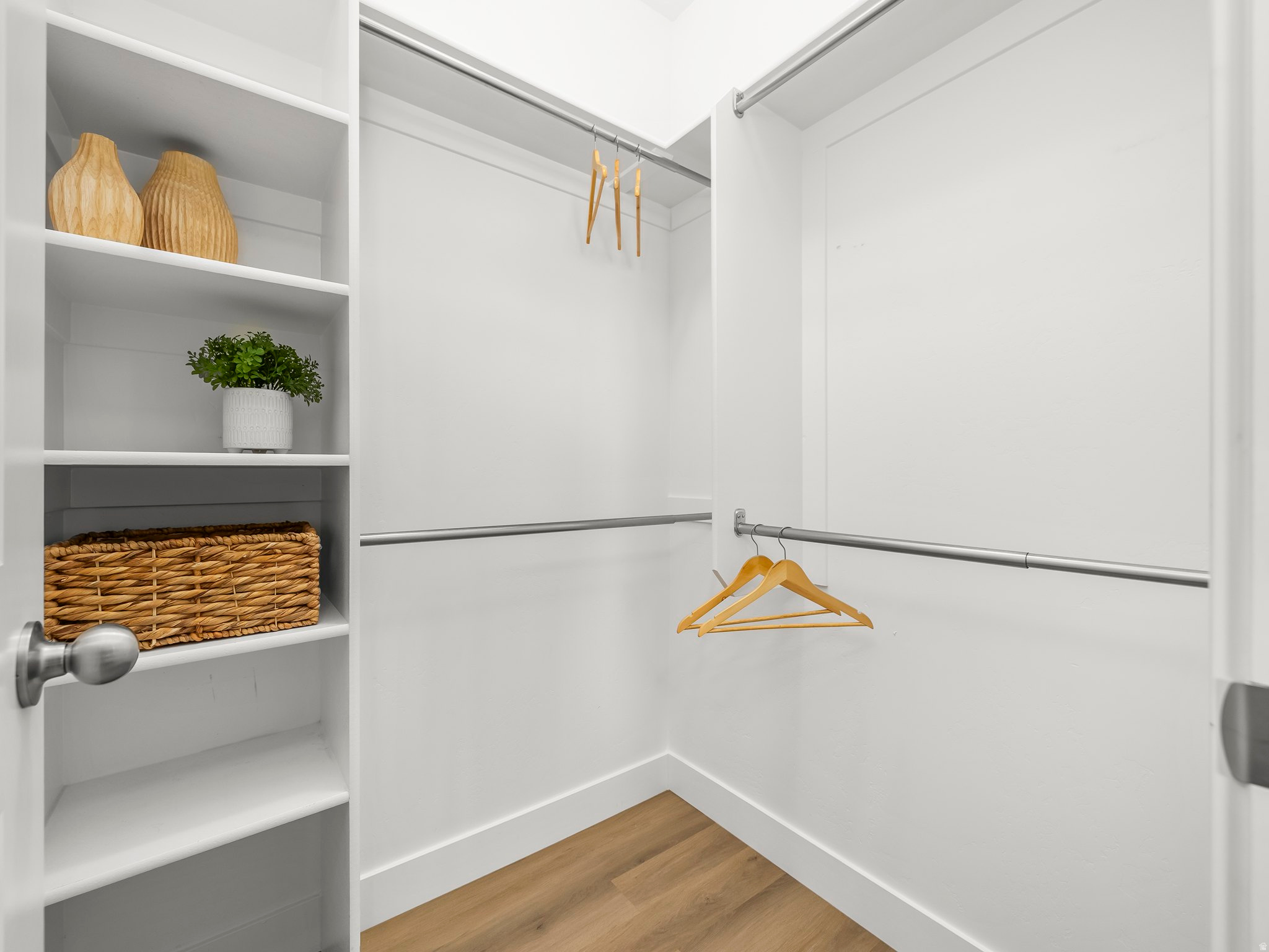 HILLCREST - Residential