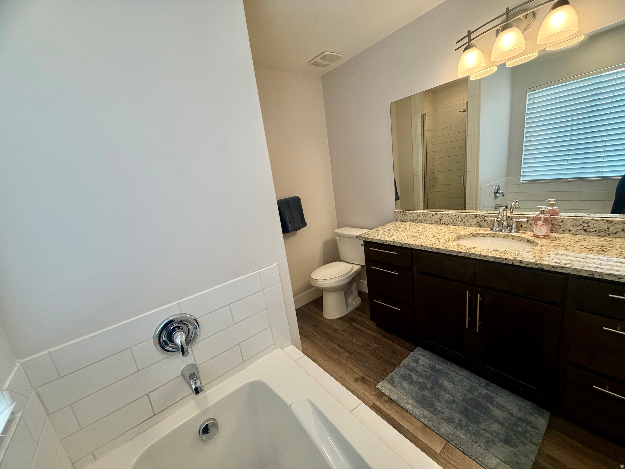 GLEN EAGLES - Residential