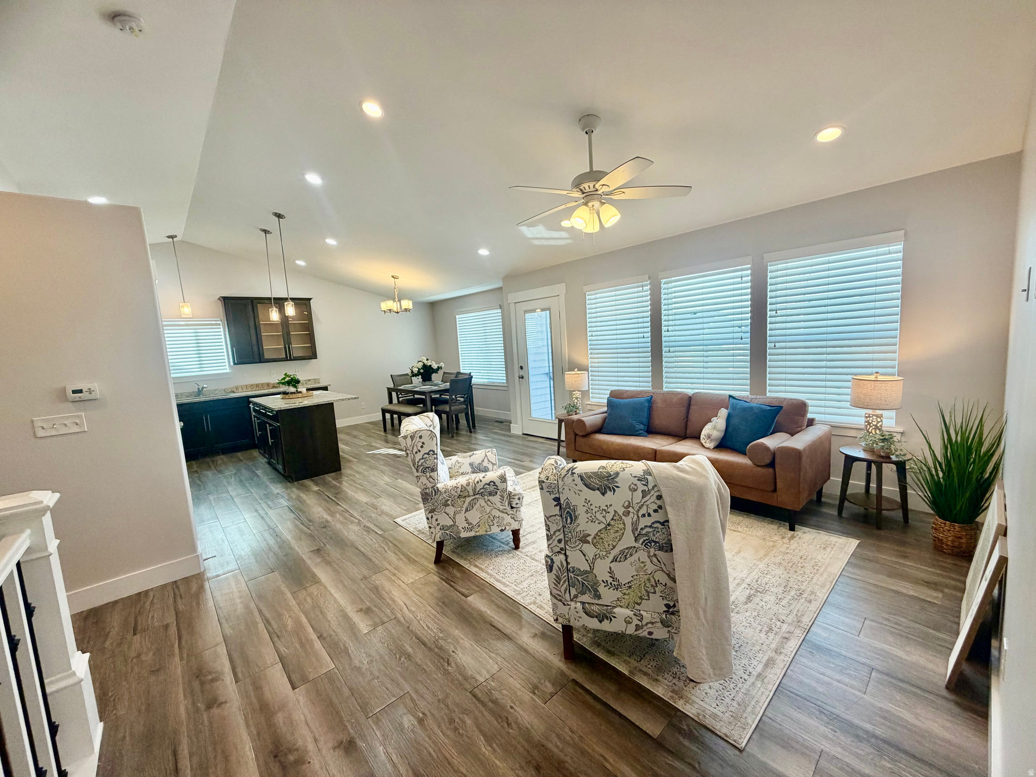 GLEN EAGLES - Residential