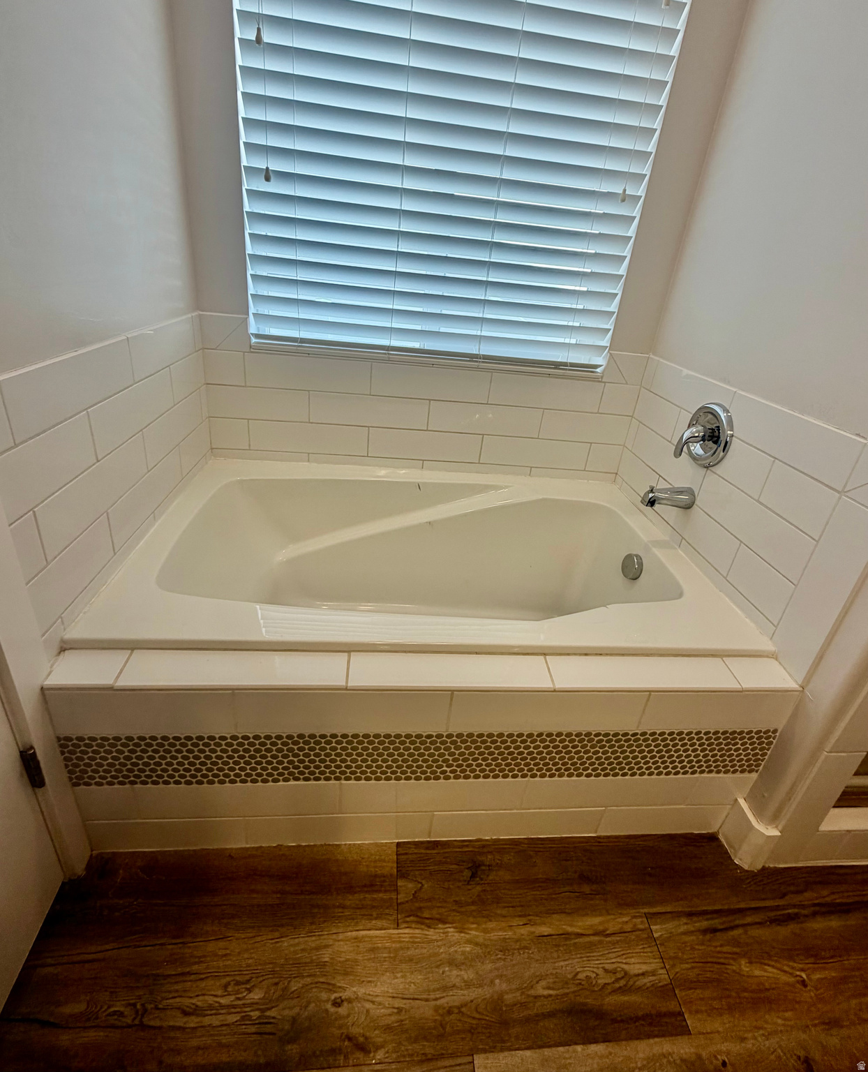 GLEN EAGLES - Residential