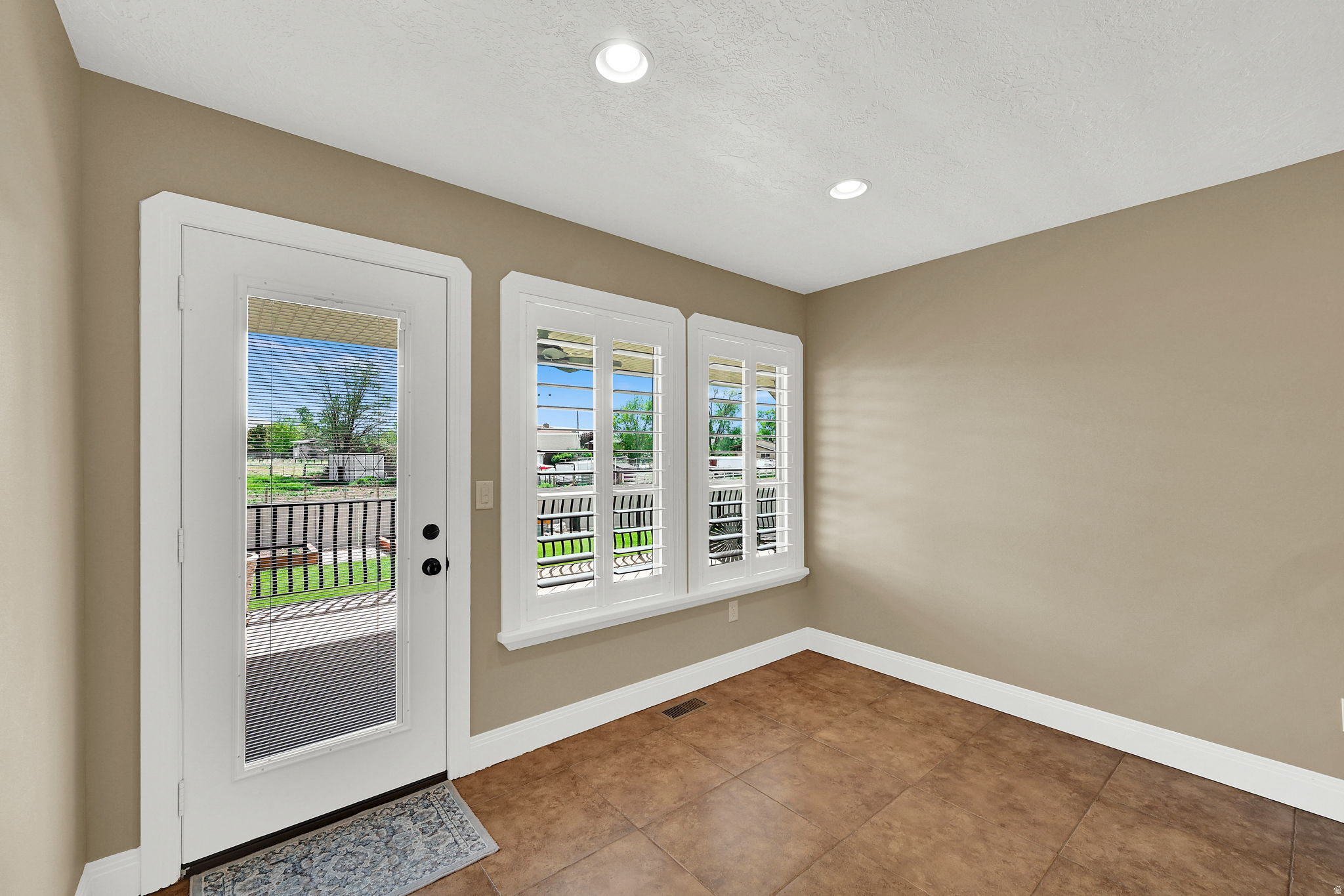HONEY ACRES - Residential
