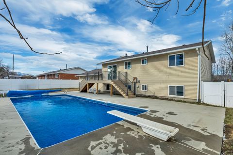 Tiny photo for 2649 W SABLE CIR, Taylorsville, UT 84129 (MLS # 2139566)