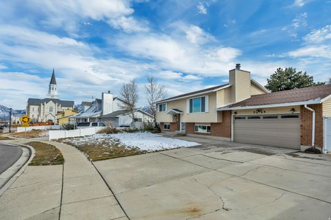 Tiny photo for 2649 W SABLE CIR, Taylorsville, UT 84129 (MLS # 2139566)