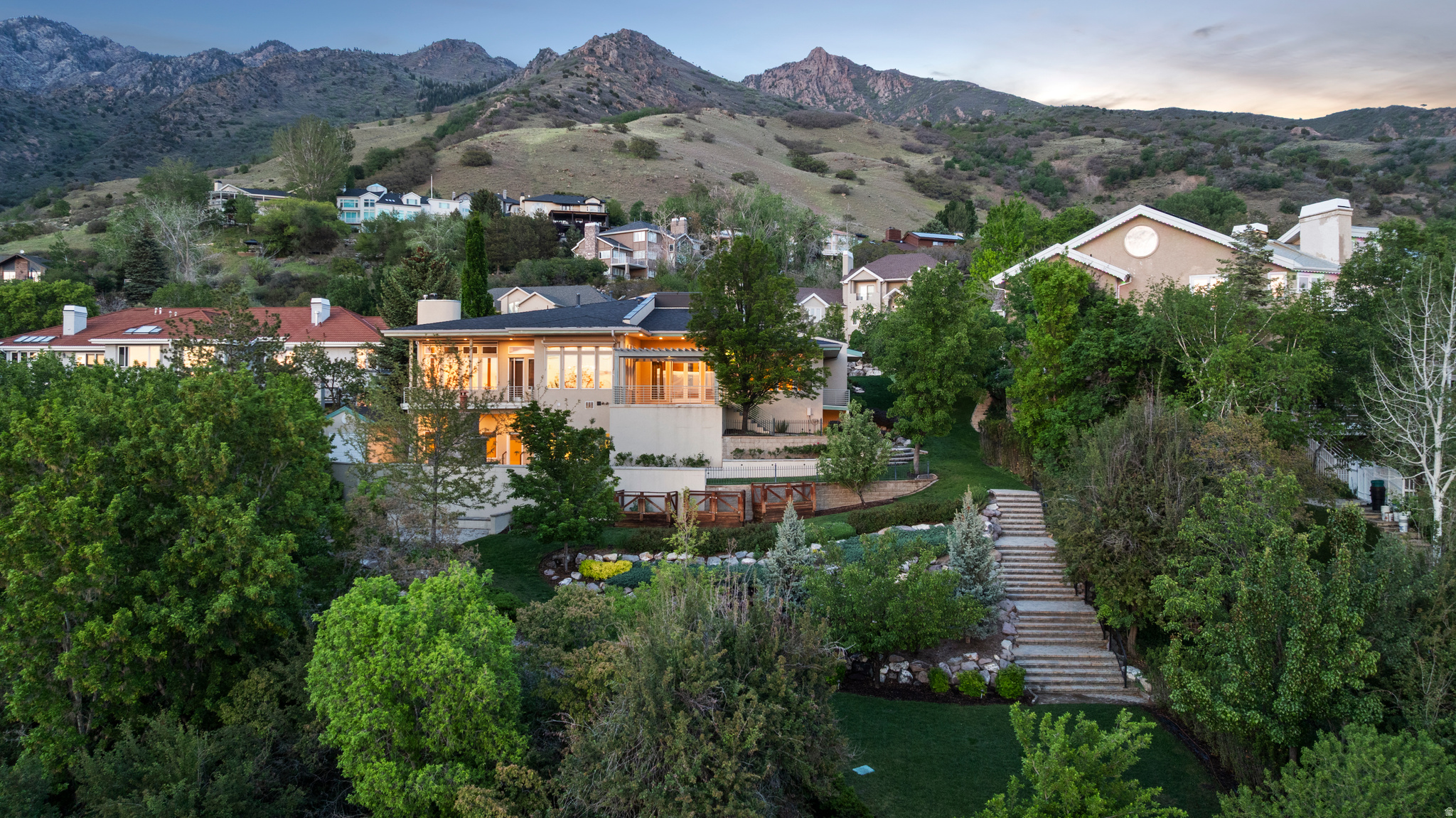 CANYON COVE - Residential