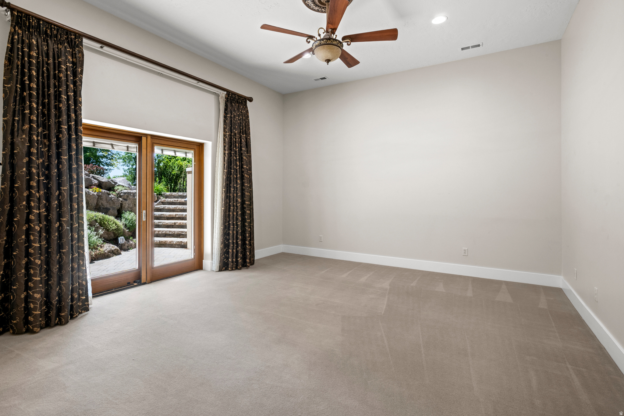 CANYON COVE - Residential