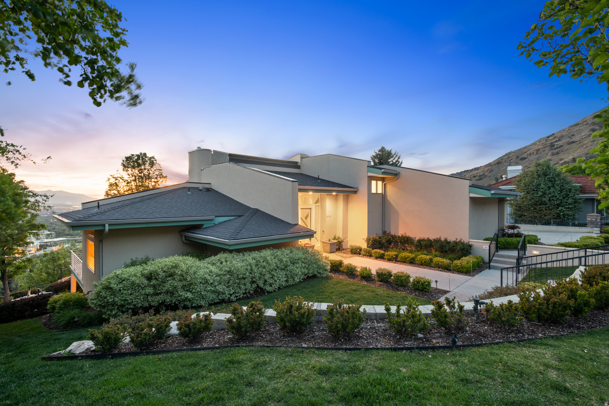 CANYON COVE - Residential