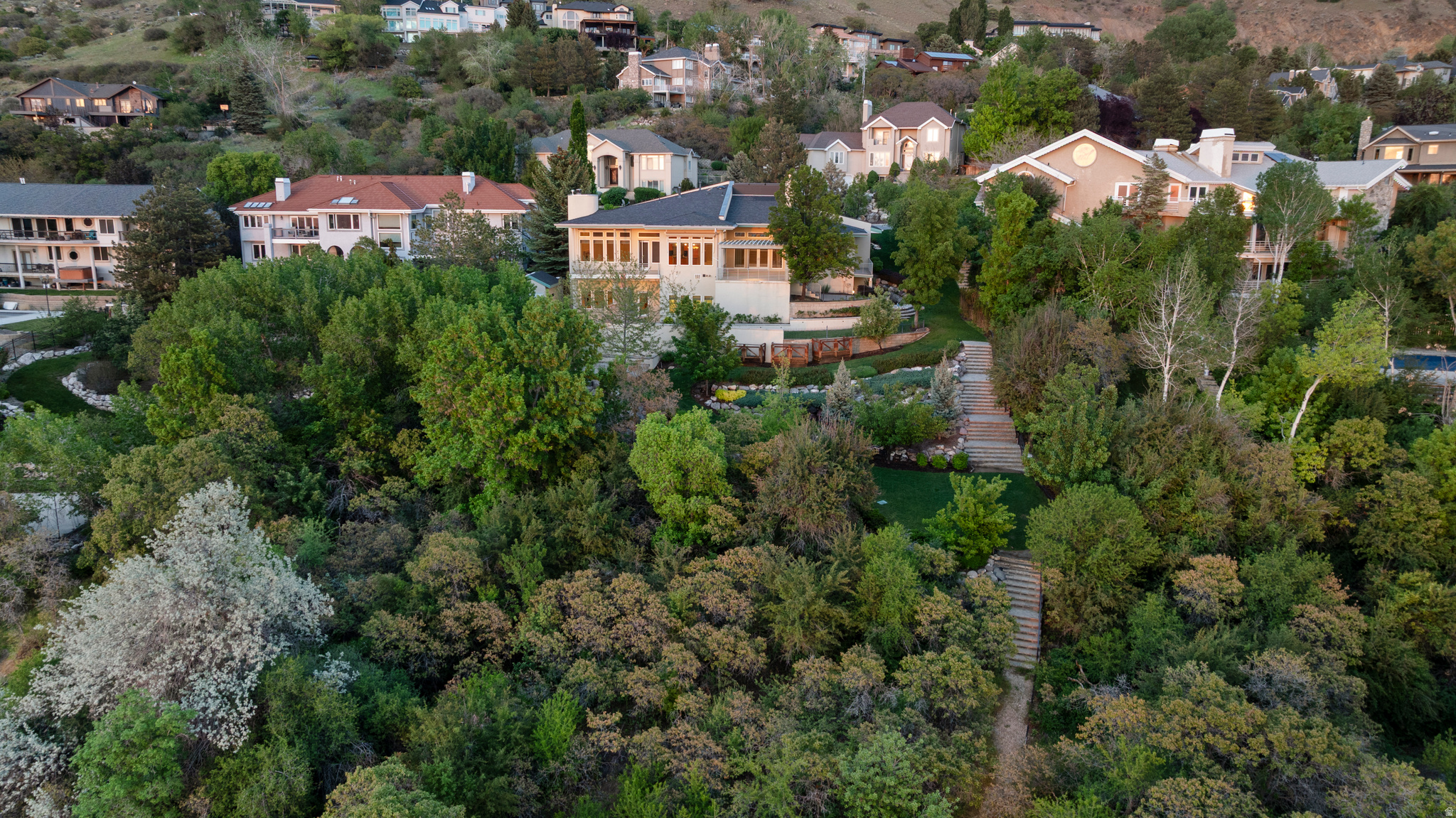 CANYON COVE - Residential