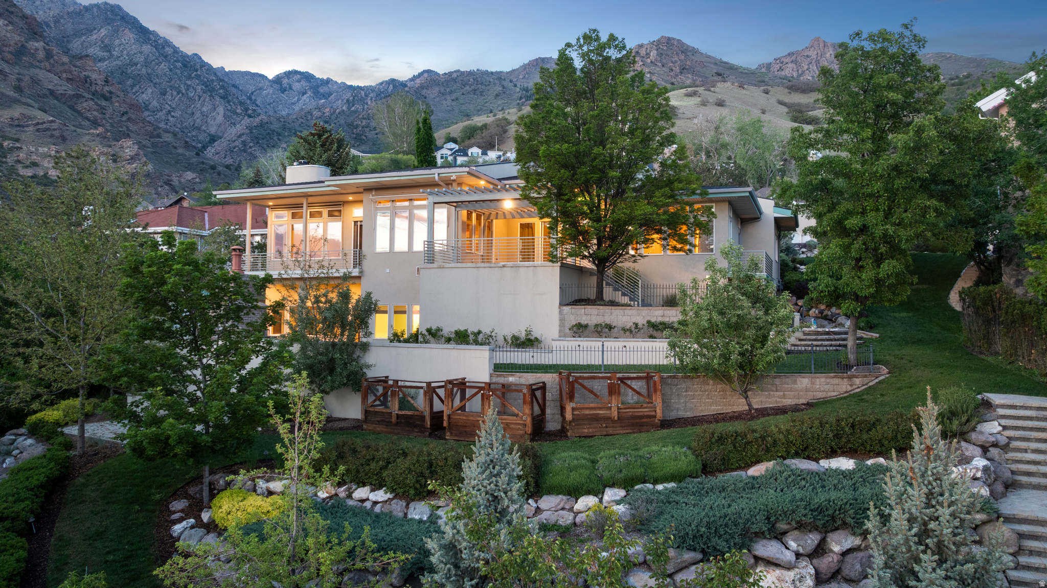 CANYON COVE - Residential