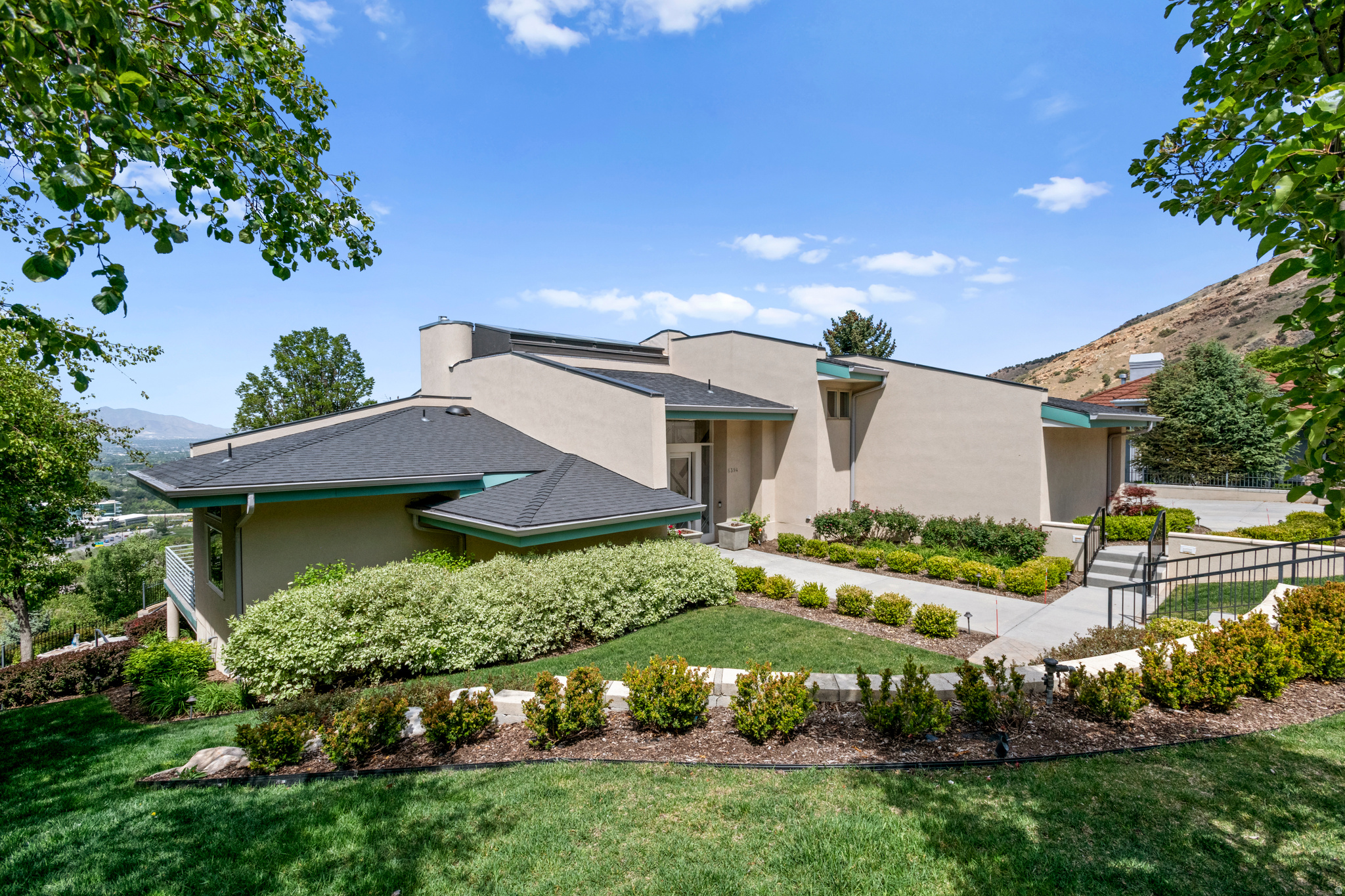 CANYON COVE - Residential