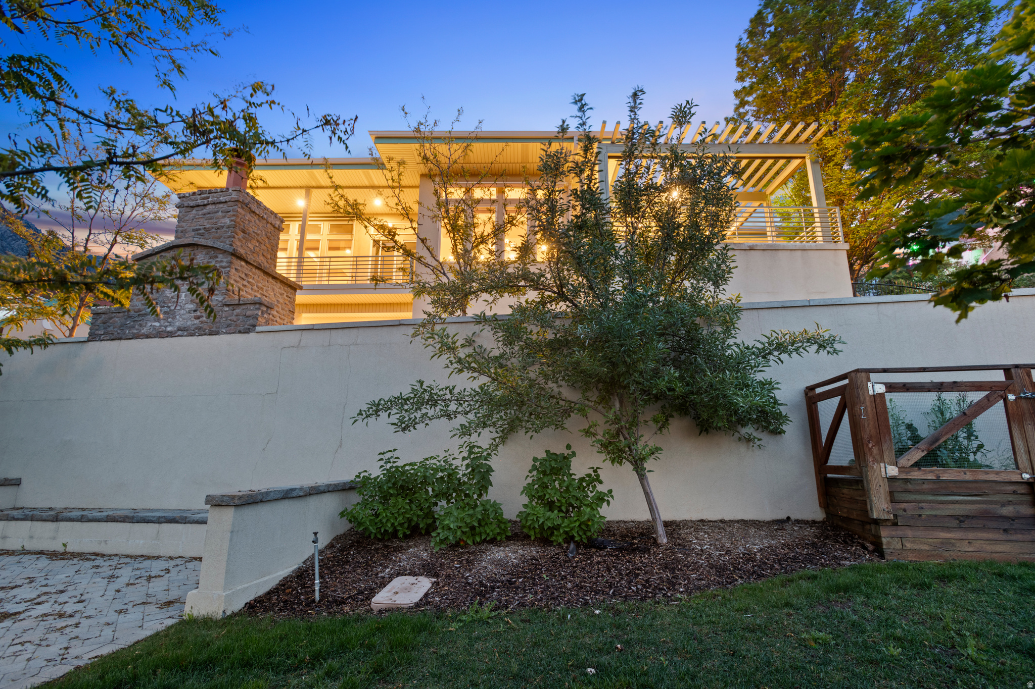 CANYON COVE - Residential
