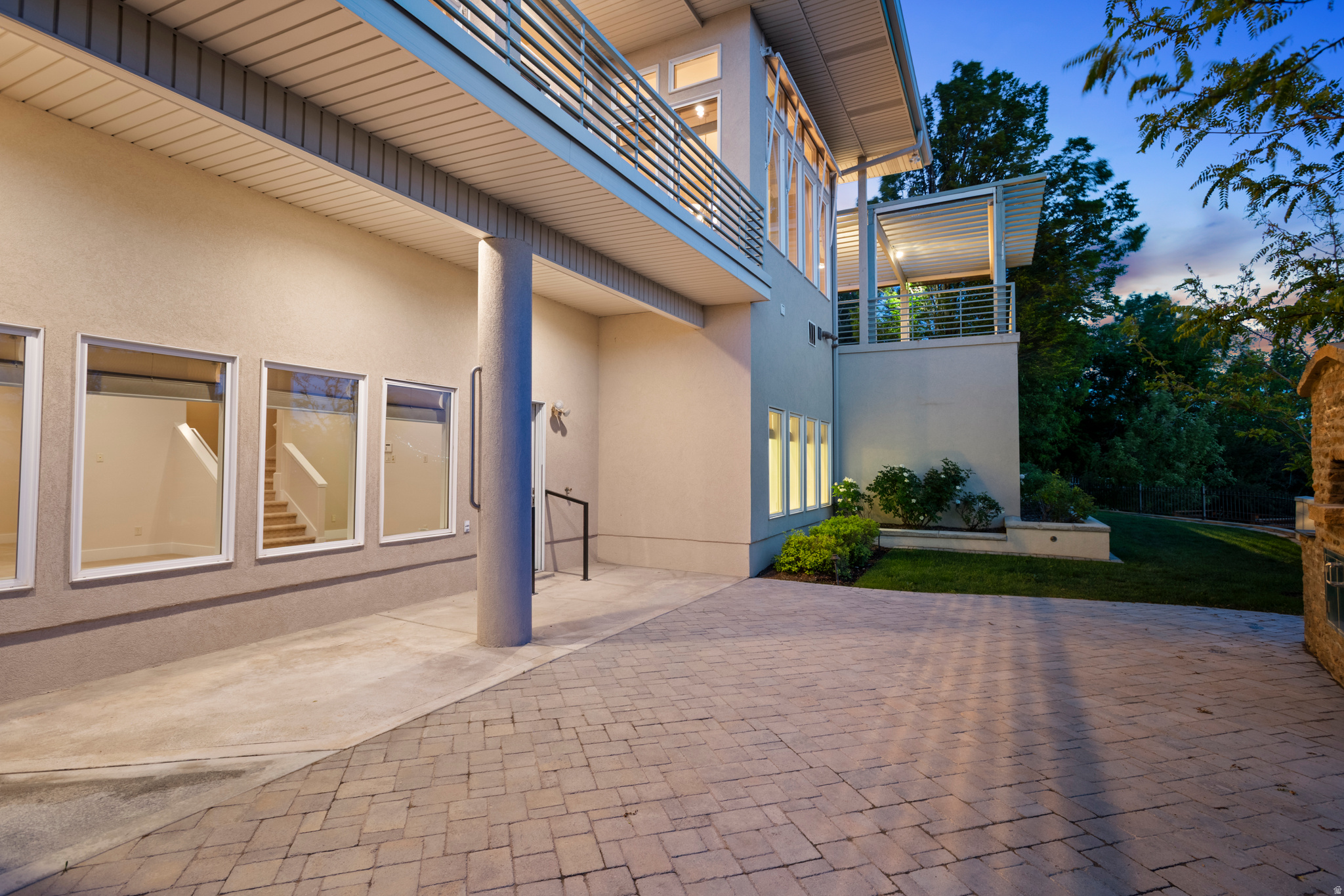 CANYON COVE - Residential