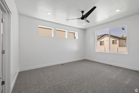 Tiny photo for 387 N 300 E, Payson, UT 84651 (MLS # 2088132)