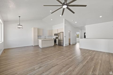 Tiny photo for 387 N 300 E, Payson, UT 84651 (MLS # 2088132)