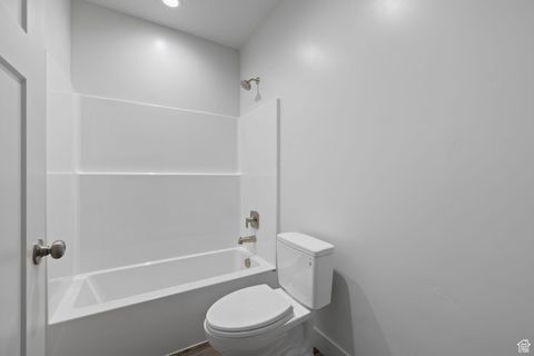 Tiny photo for 387 N 300 E, Payson, UT 84651 (MLS # 2088132)