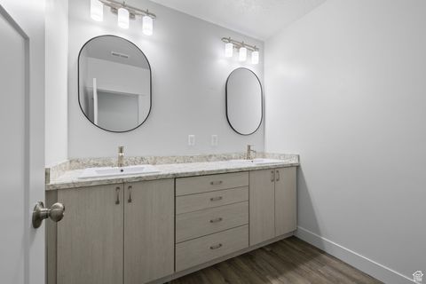 Tiny photo for 387 N 300 E, Payson, UT 84651 (MLS # 2088132)