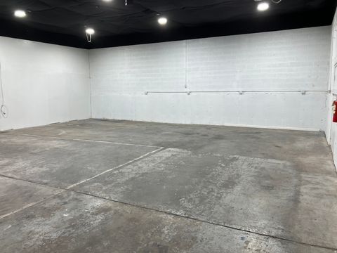 Tiny photo for 5226 S COMMERCE DR, Murray, UT 84107 (MLS # 2138323)