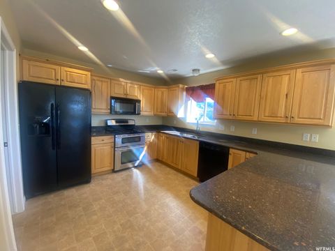 Tiny photo for 83 CANTERBURY CIR, Logan, UT 84321 (MLS # 2147754)