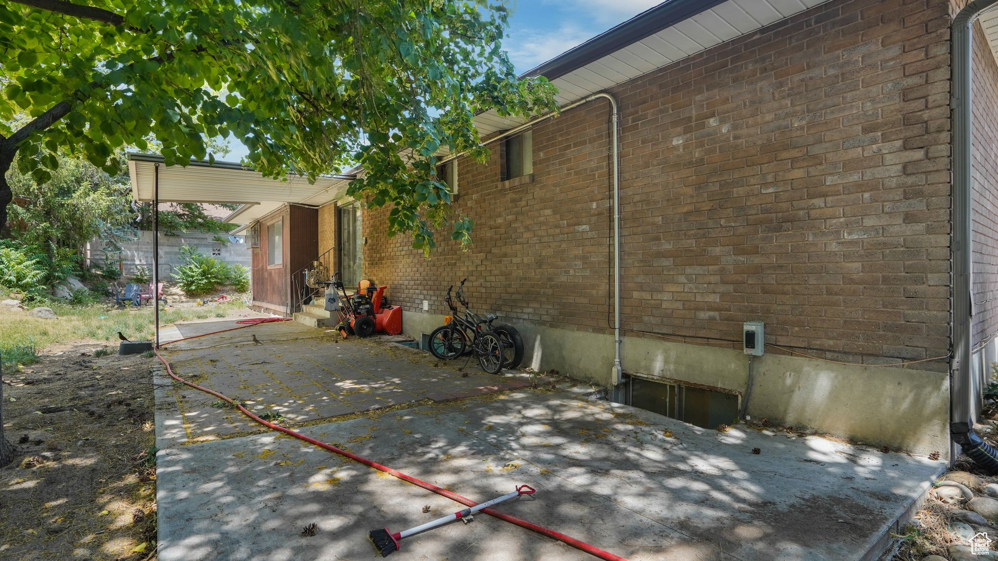 HIDDEN VALLE - Residential