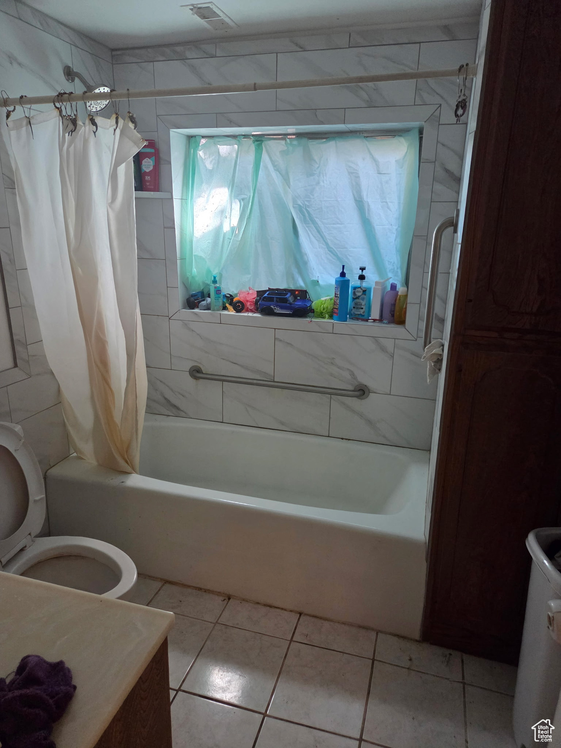 HIDDEN VALLE - Residential