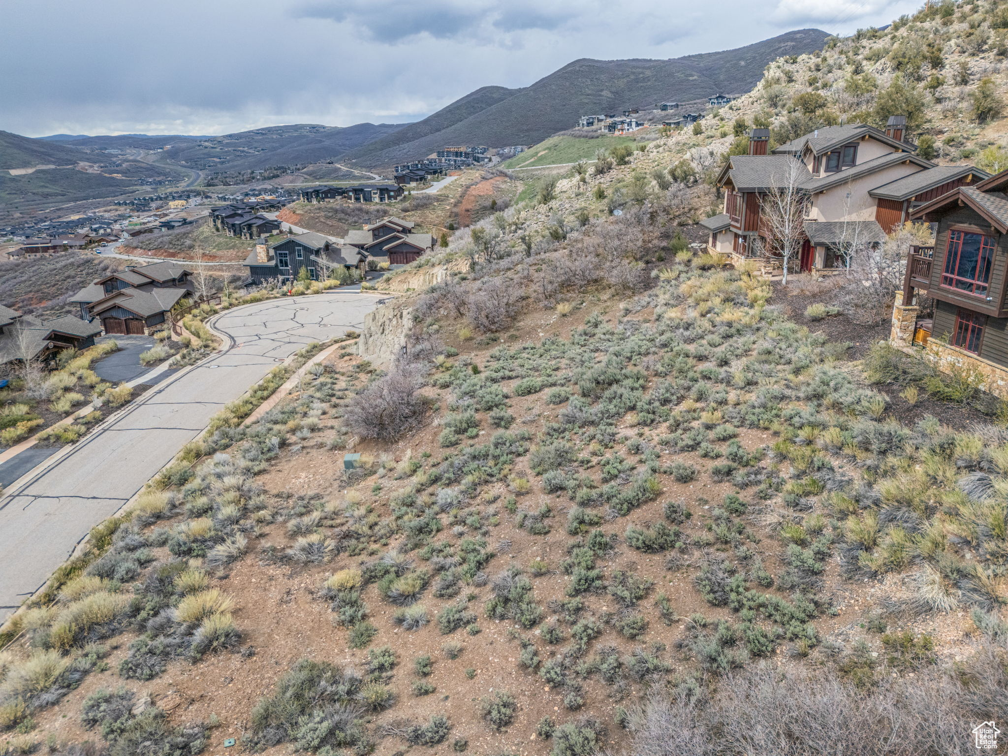 HIDEOUT CANYON - Land