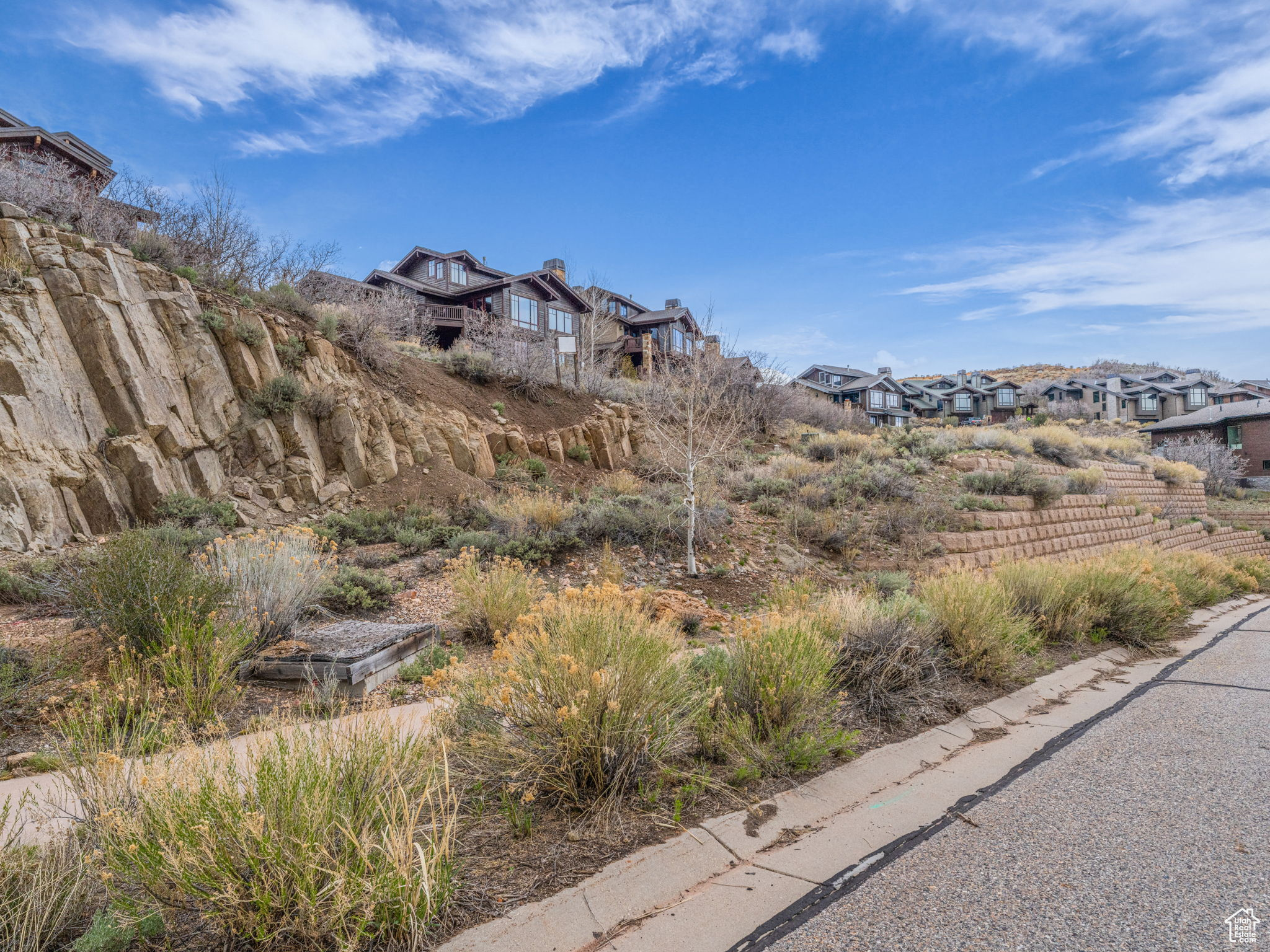 HIDEOUT CANYON - Land