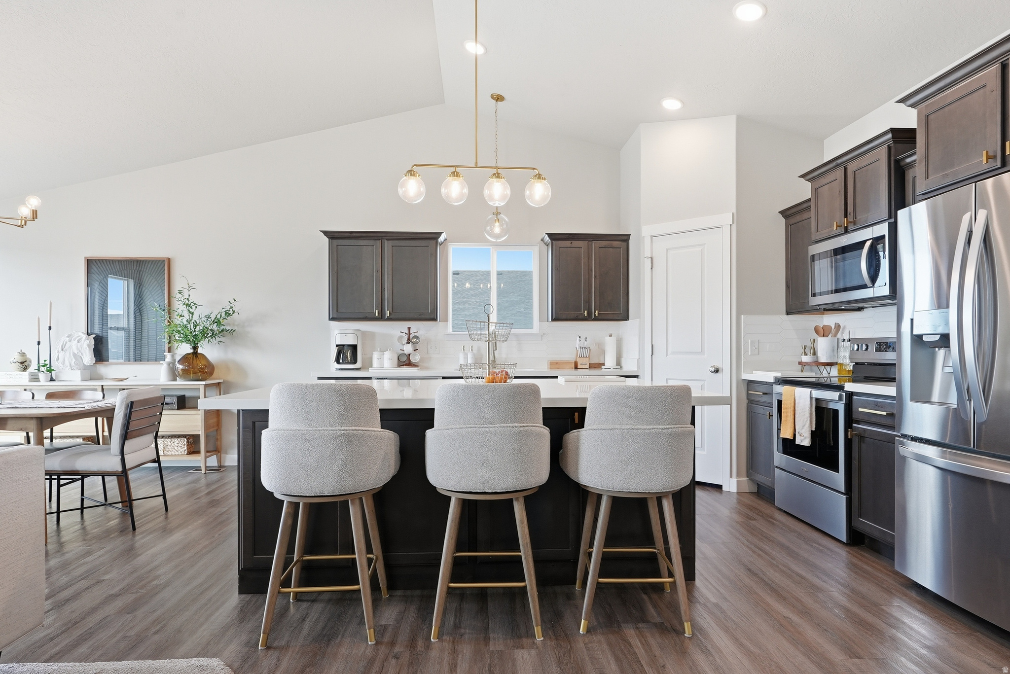 SUNSET ESTATES - Residential