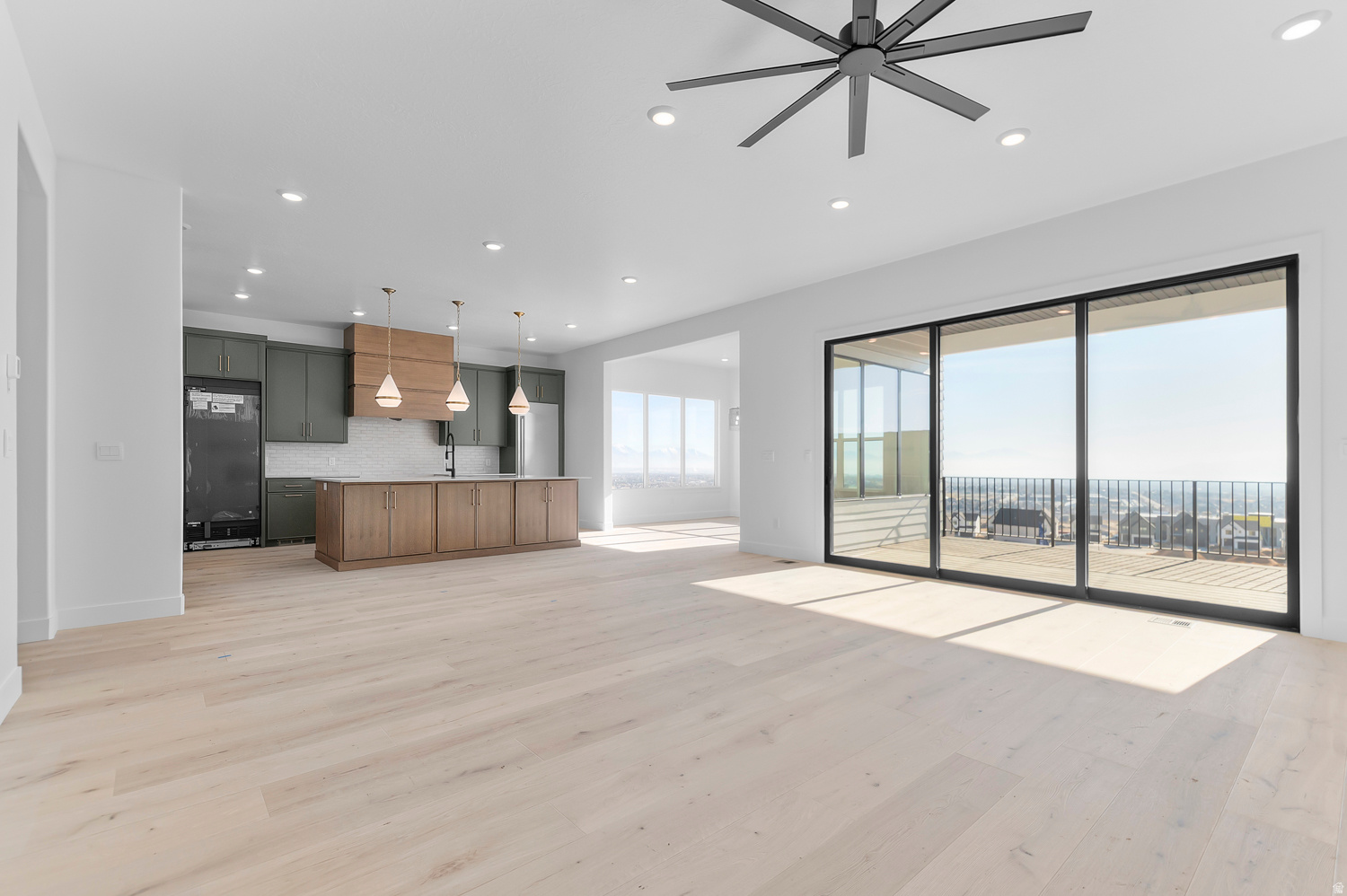 INVERNESS BY D.R. HORTON - Residential