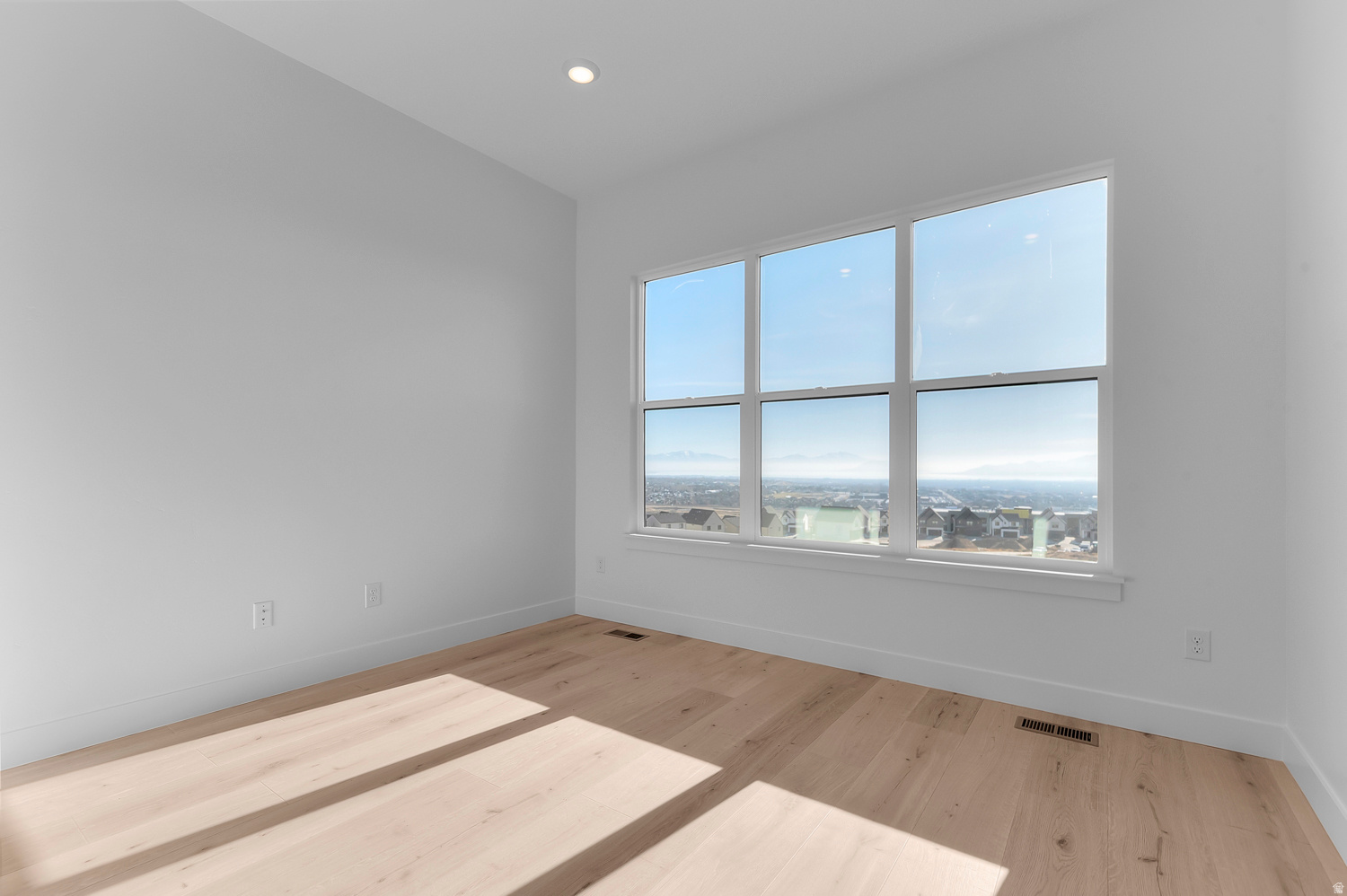 INVERNESS BY D.R. HORTON - Residential