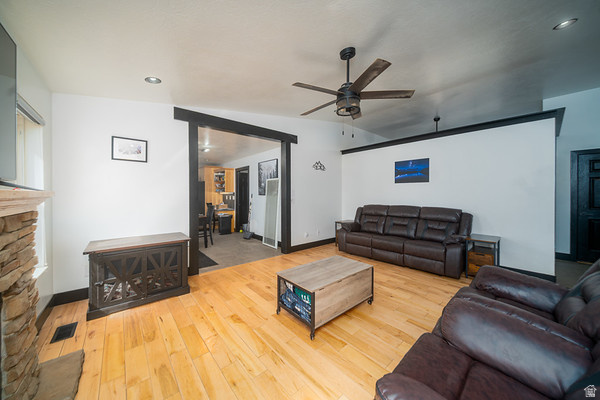 APPLE HILL - Residential