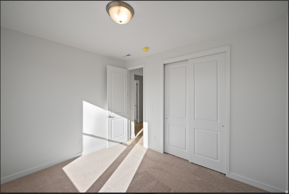 TAYLOR LANDING - Residential