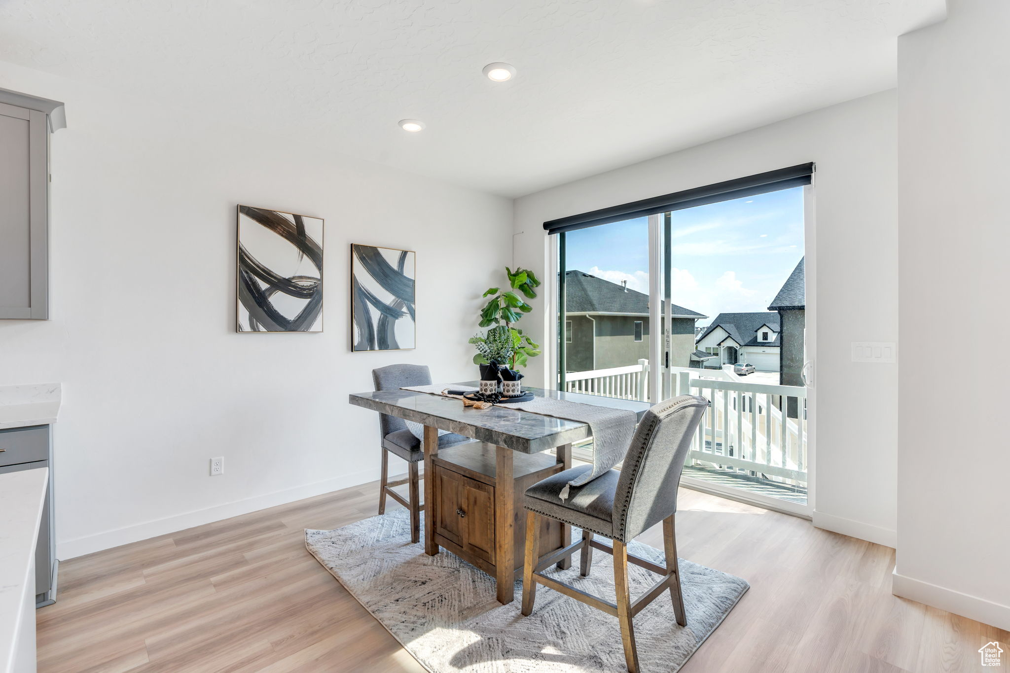 SUNSET HILLS - Residential