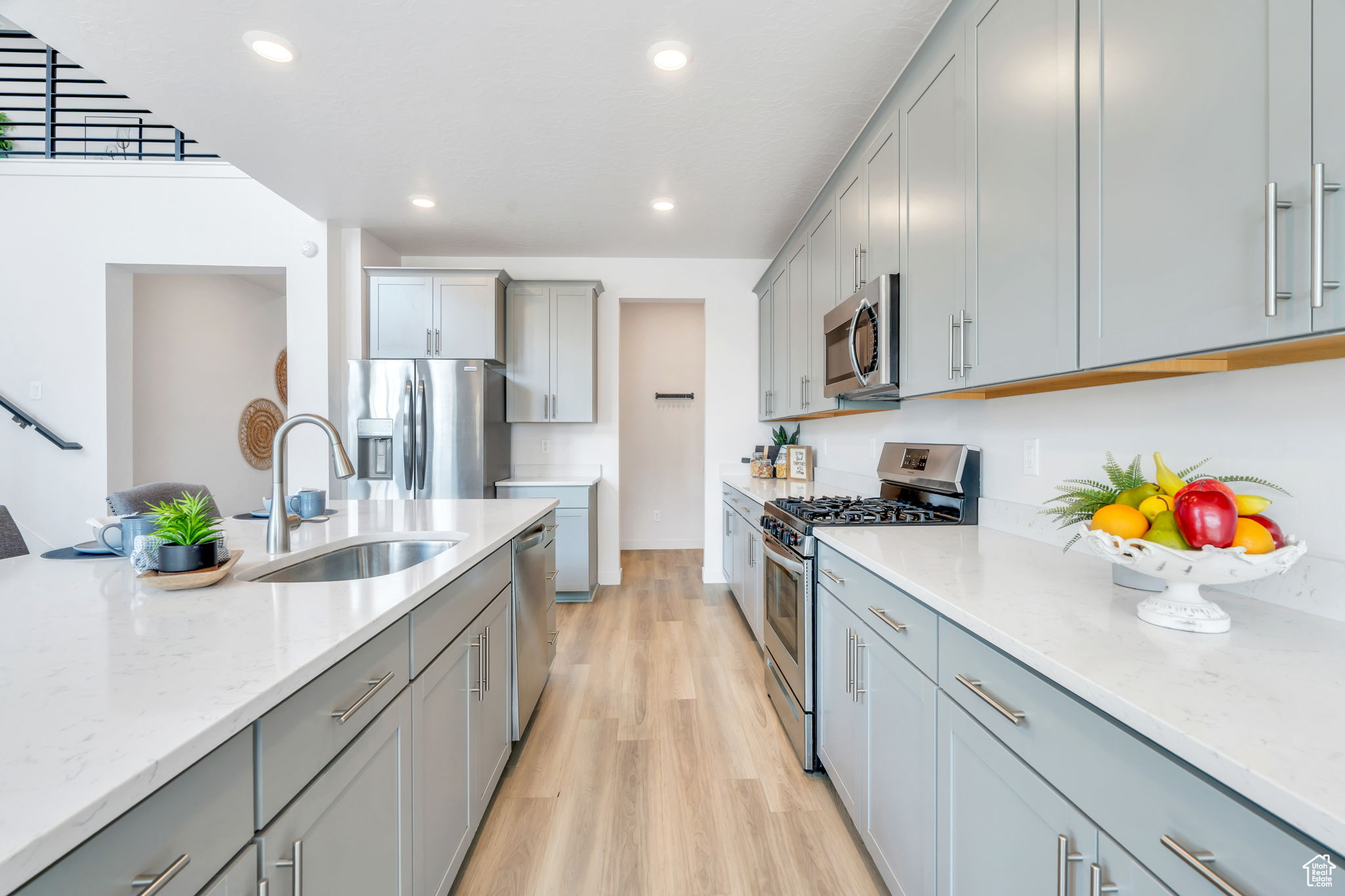 SUNSET HILLS - Residential