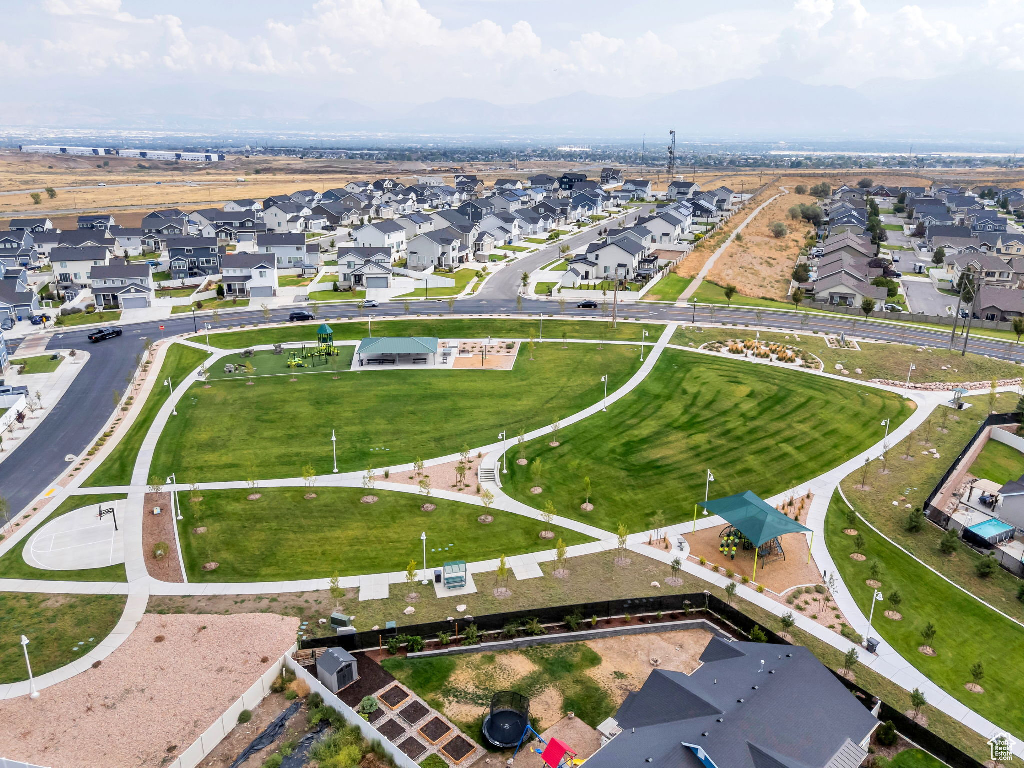 SUNSET HILLS - Residential