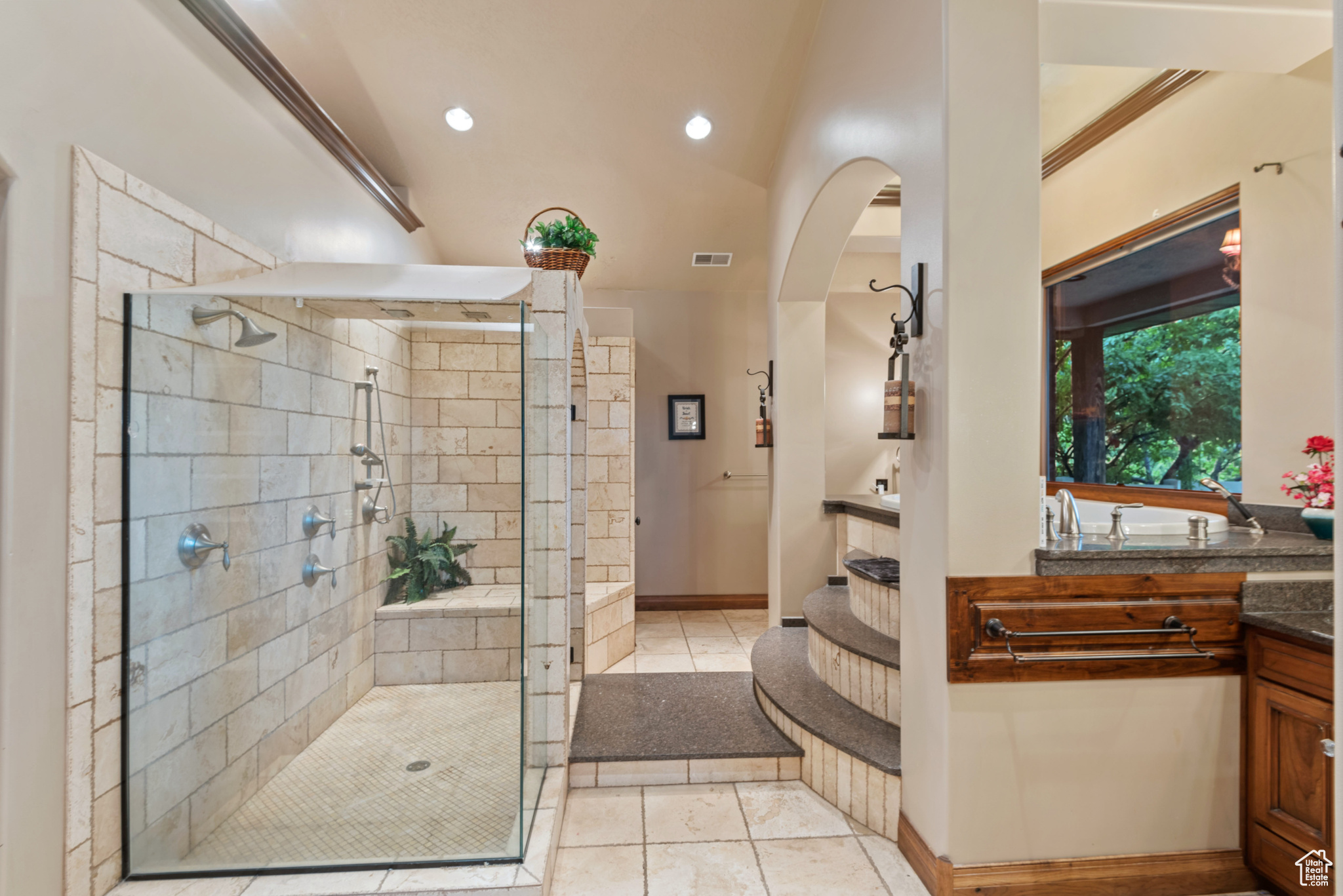 3194 E Layton Ridge Dr, Layton, Utah image 24