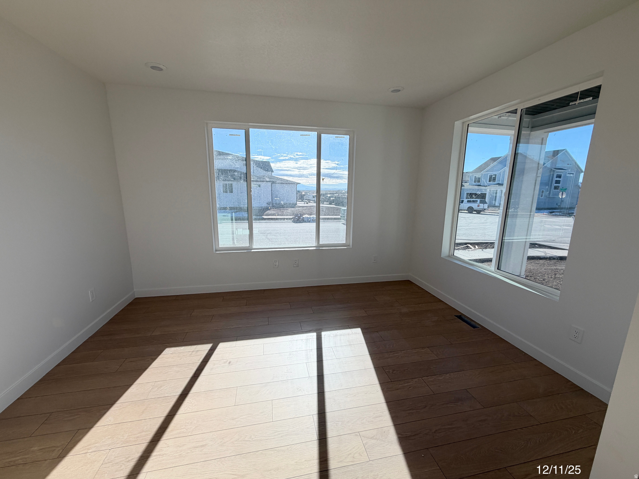 FIREFLY - Residential