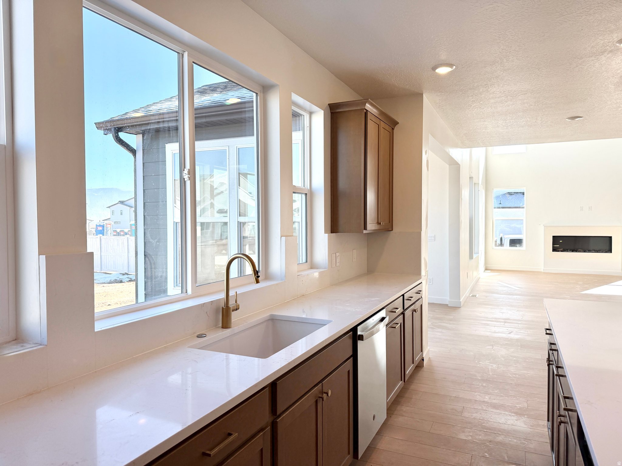 FIREFLY - Residential