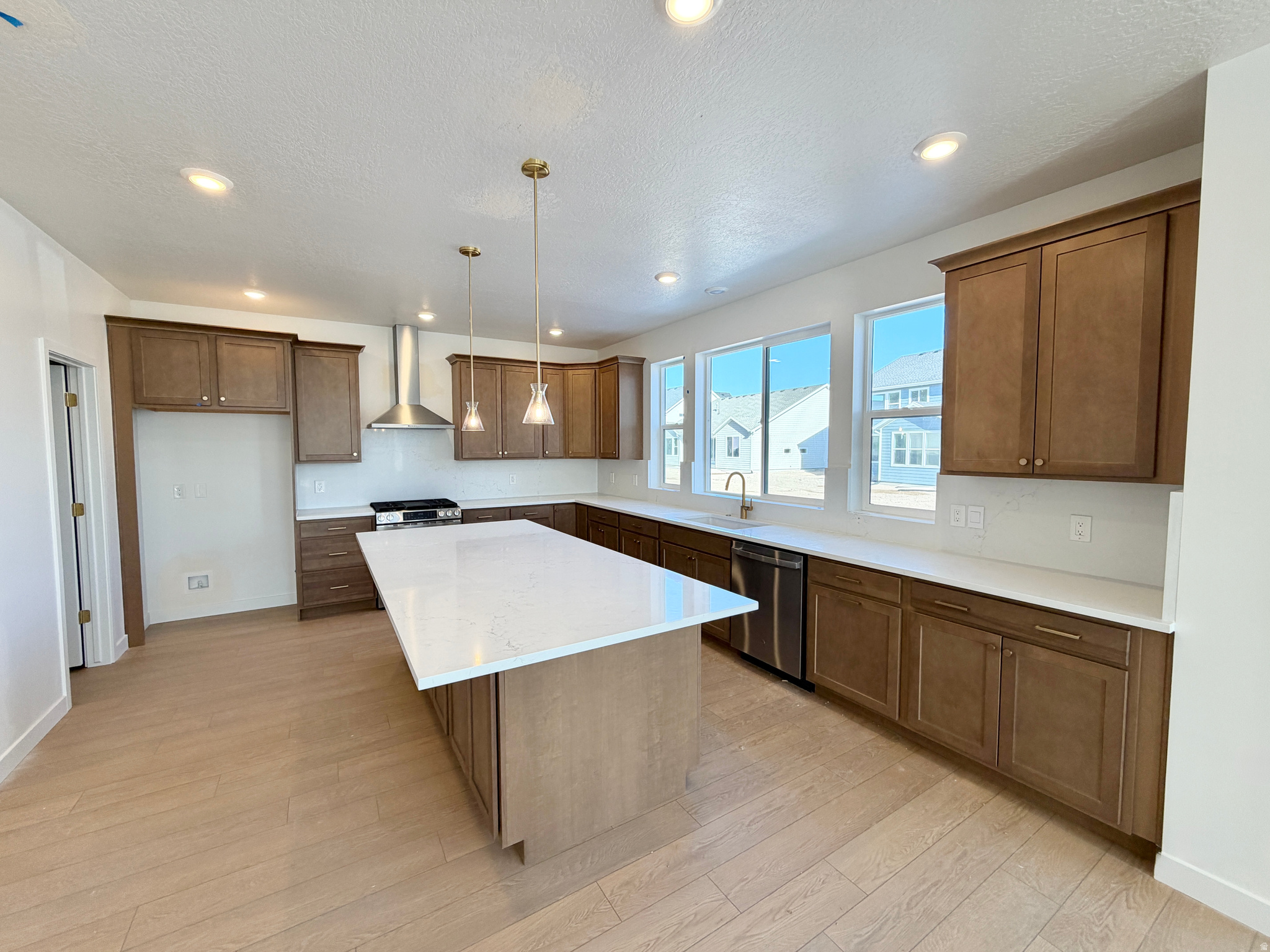 FIREFLY - Residential