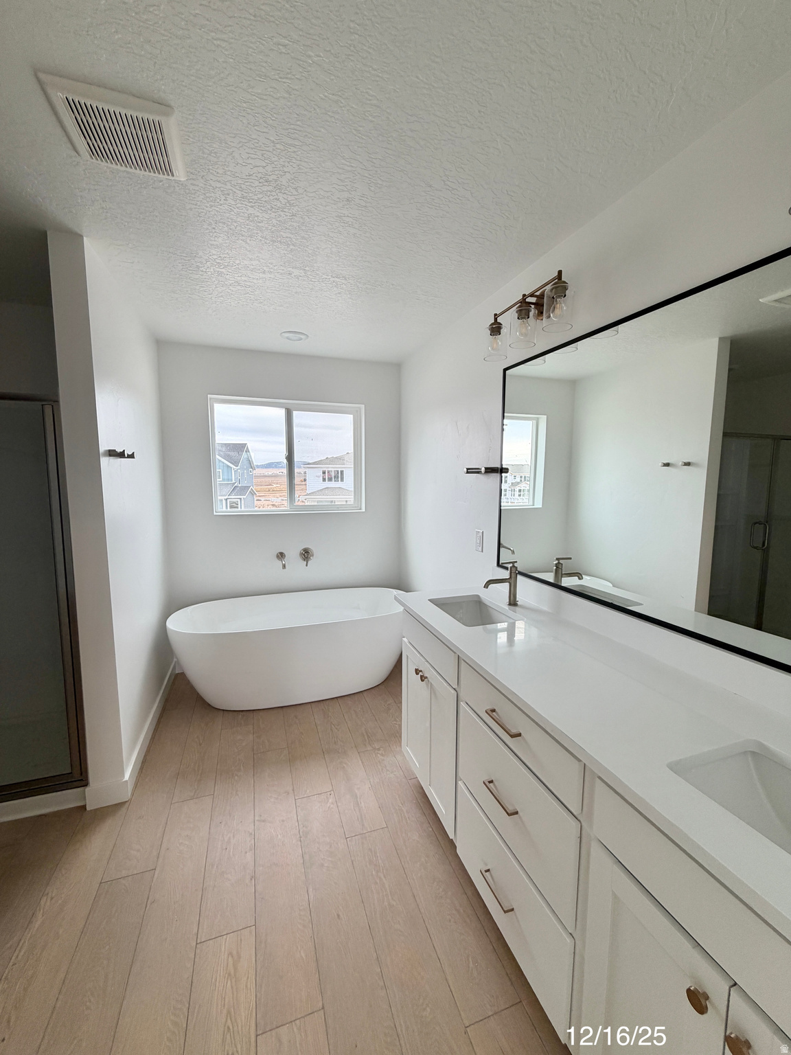 FIREFLY - Residential