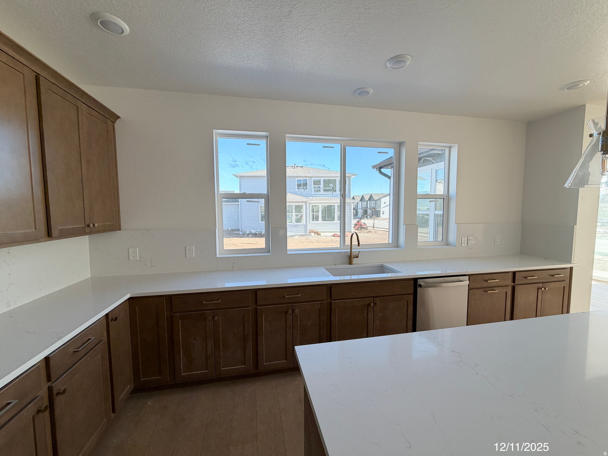 FIREFLY - Residential