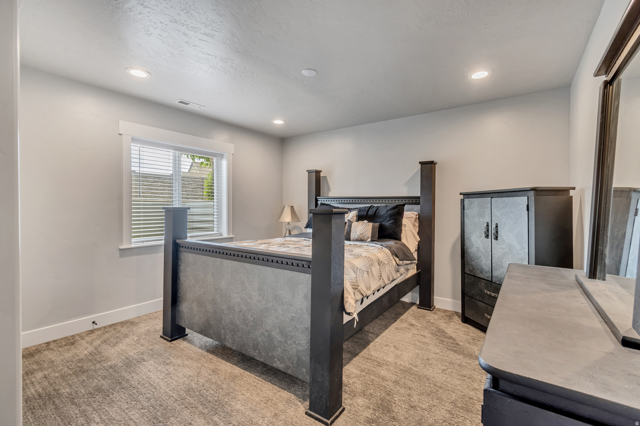 THE MEADOWS AT MOUNT LOAFER - Residential