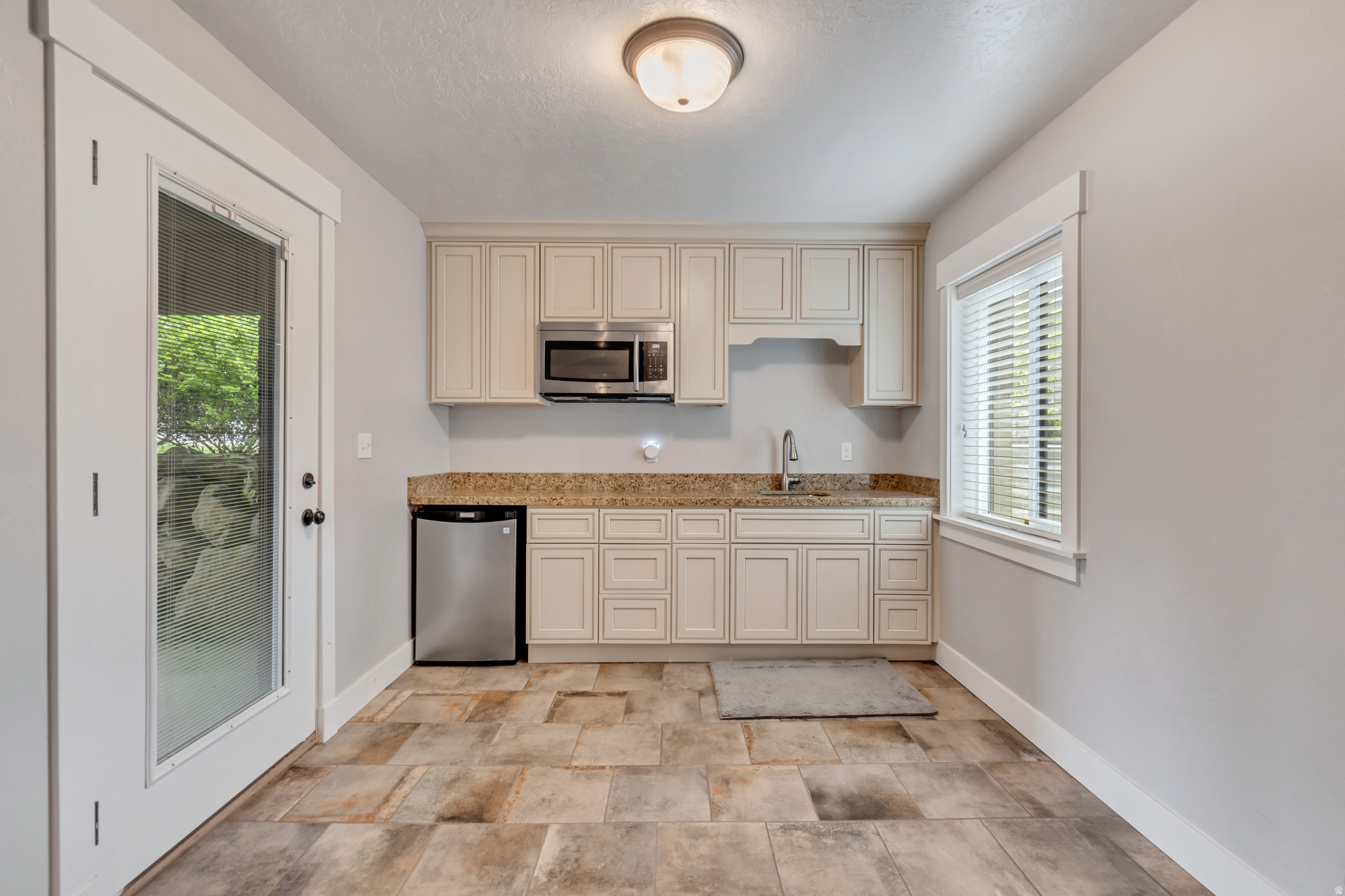 THE MEADOWS AT MOUNT LOAFER - Residential