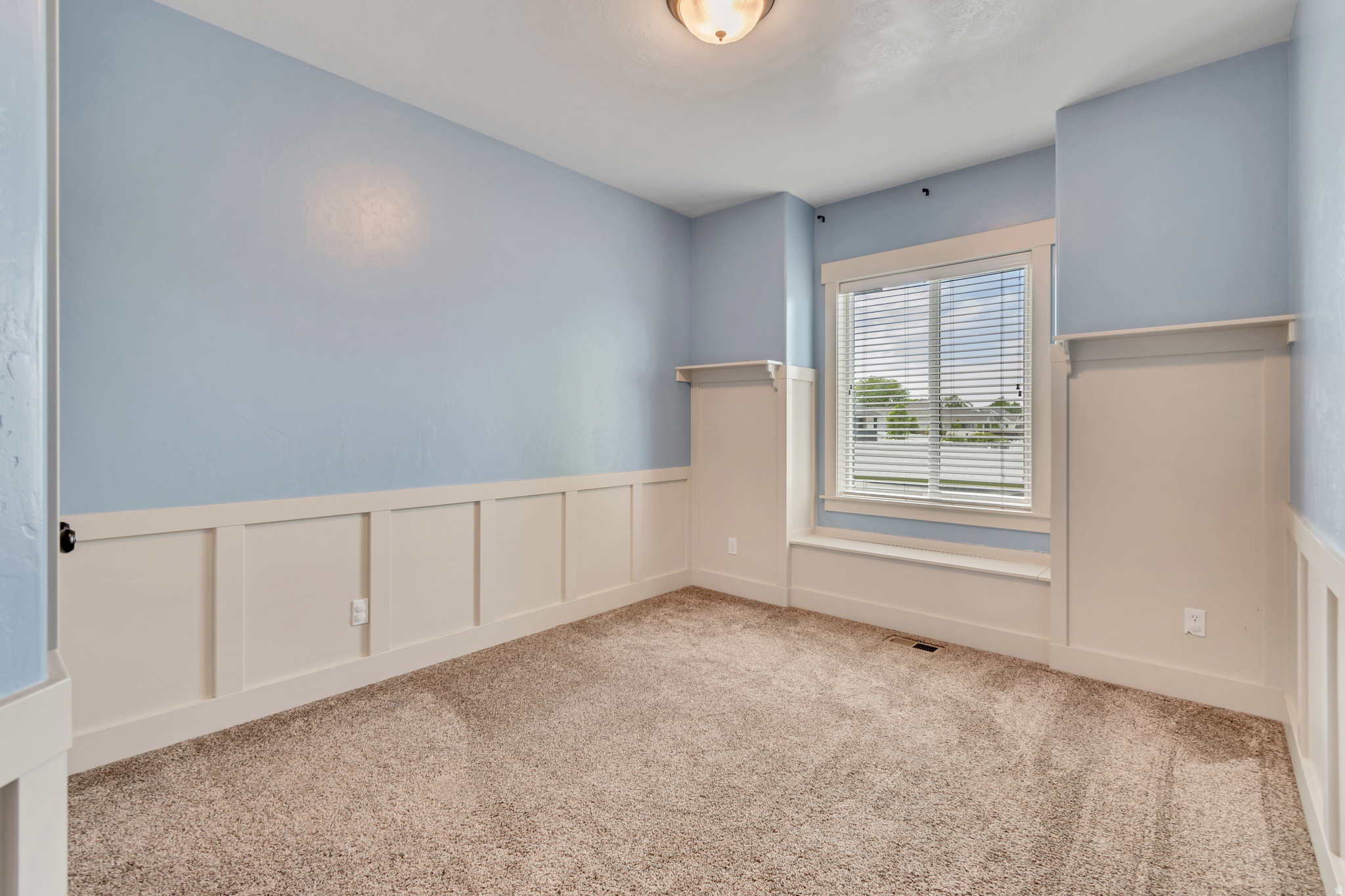 THE MEADOWS AT MOUNT LOAFER - Residential