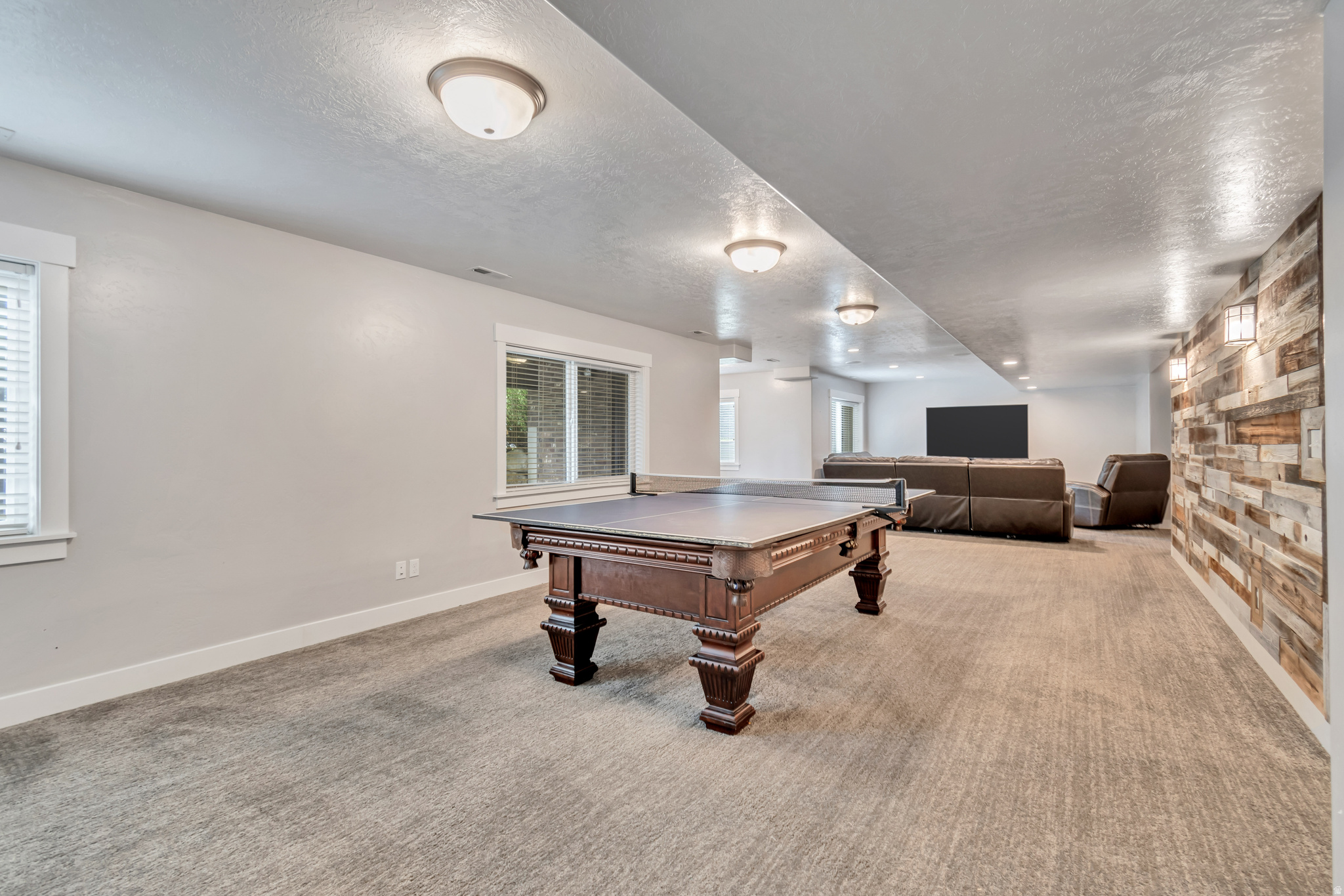 THE MEADOWS AT MOUNT LOAFER - Residential