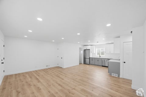 Tiny photo for 279 E 4525 S, Washington Terrace, UT 84405 (MLS # 2188994)