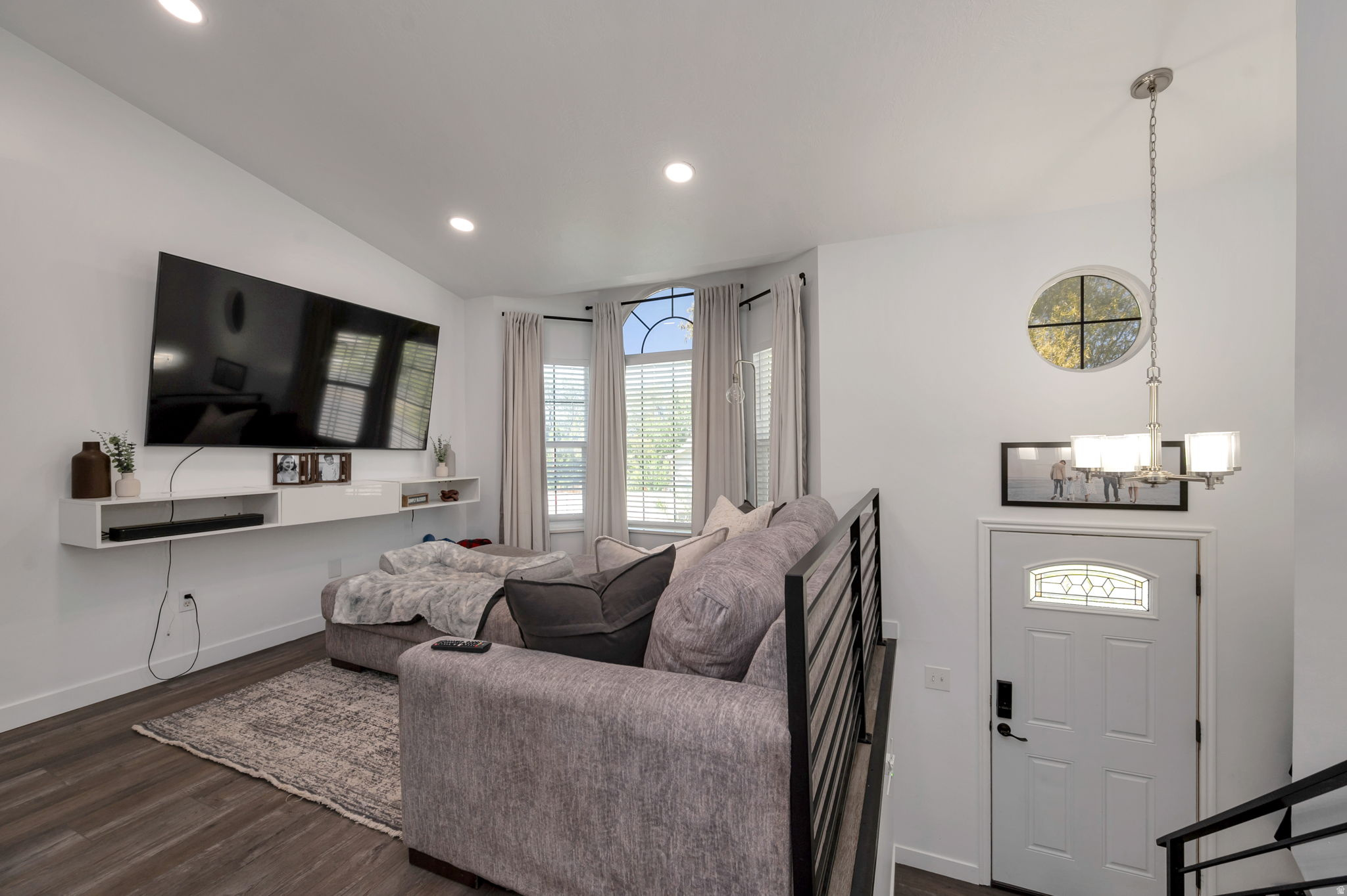 WESTVIEW COVE - Residential